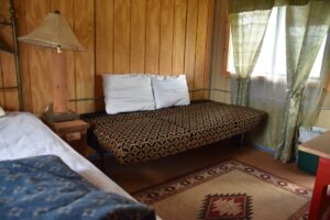 cabin eighteen-gallery-2