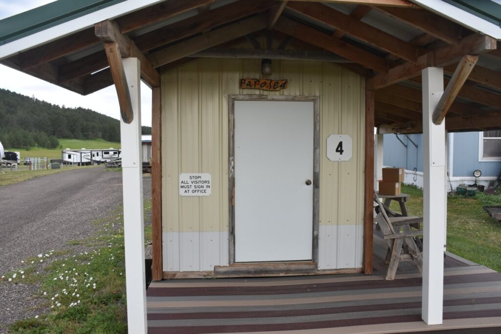 cabin four-gallery-main