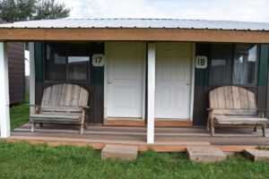 cabin seventeen-gallery-main